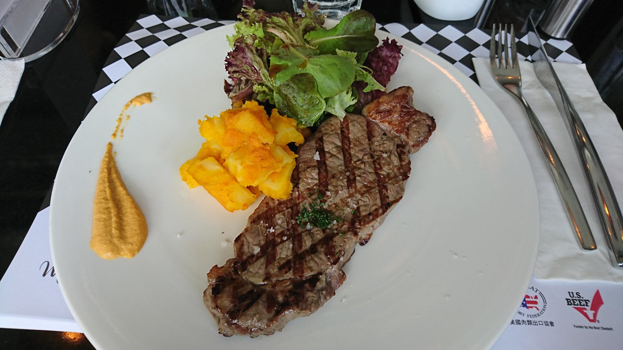 Mr Tomahawk Member of Louis Steak House