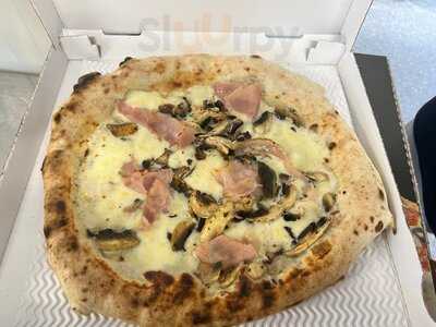 Pizza Bianca, Aleria