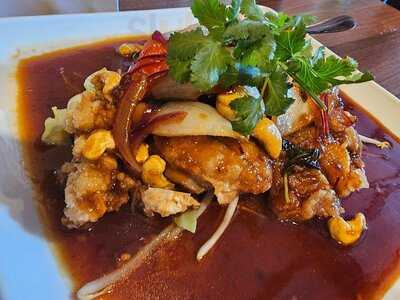 Yum Yum Thai