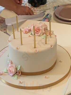 Mr N Mrs Creative Cakes