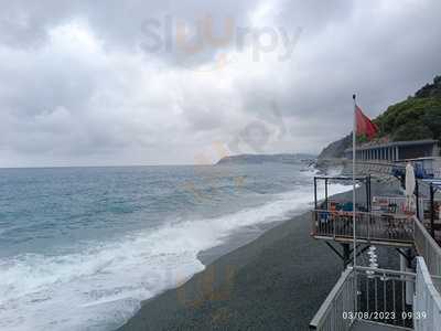 La Spiaggia, Genova