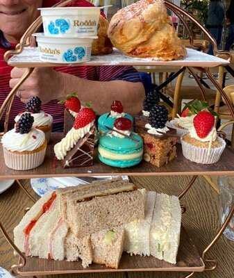 Origins Patisserie & Prose