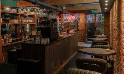 Hinterland - Alcohol-free Bar & Cafe