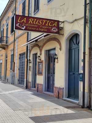 La Rustica