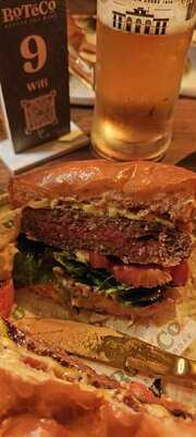 Boteco Burger and More, Bacoli