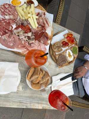 Lo Schiaccia Vinaio Cecina Mare, Marina di Cecina