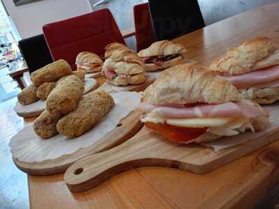 Caffè Vulcano - Caffetteria, Gelateria, Tavola Calda, Cosenza