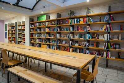 Baak Libreria Bistrot