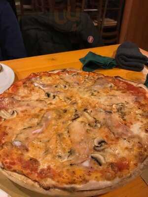 Pizza a Go-go, Pisa