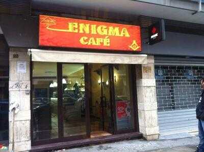 Enigma Café, Bari