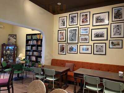 Little Hanoi Egg Coffee (dien Bien Phu)