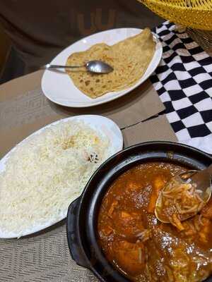 Raza's Indian Restaurant