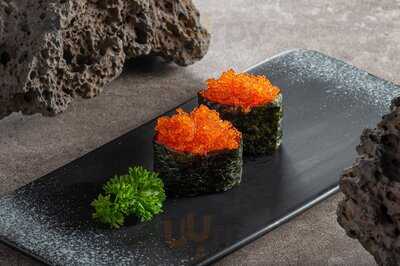 Kujaku Sushi menu