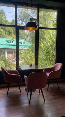 Openbook Coffee & Library