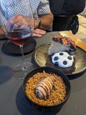 Éter Restaurante & Wine Bar