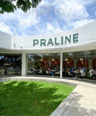 Praline Dining Room