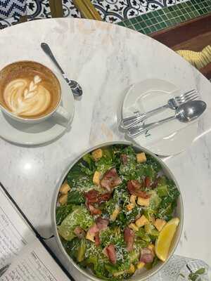 Prym Brunch & Bar