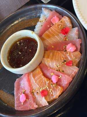 Ibaki House Of Japanese And Sushi Bar