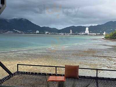The Cozy Cafe Phuket, ป่าตอง