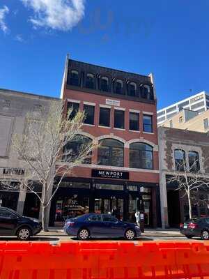 Newport Coffee House, Evanston