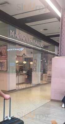 Magnolia Bakery - Moynihan Train Hall, New York City