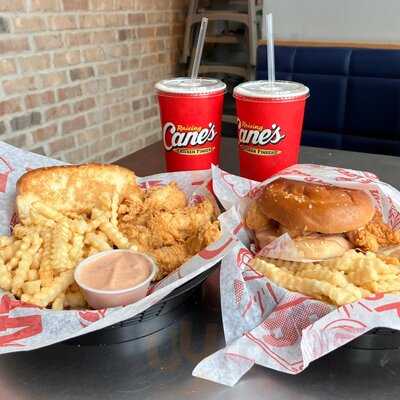 Raising Cane's Chicken Fingers, Knoxville