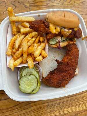 Dave's Hot Chicken, Westminster