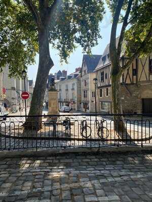 La Pomme D'argent, Angers