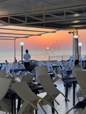 Lo scoglio, San Lucido