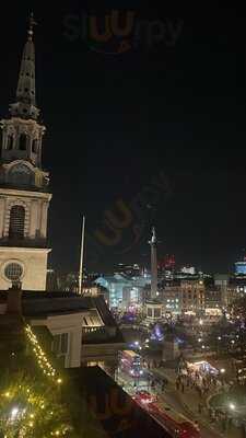 Kitty Hawk Rooftop Bar & Restaurant
