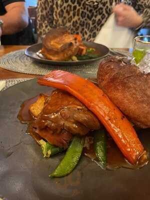 Pear Tree Bar And Kitchen