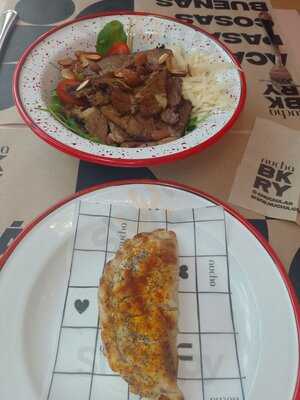 Nucha - Sucursal Martínez menu