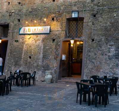 Pub I Giullari, Terranova da Sibari