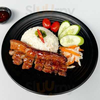 Delichi - Chicken Rice Vietnamese Sauces