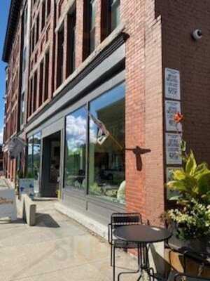 The Buttery: Kitchen & Pantry, Saint Johnsbury