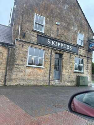 Skippers Pub, Sherborne