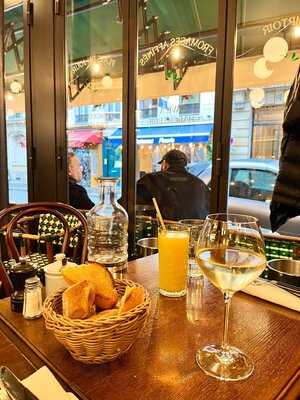 Cafe Caillou, Paris