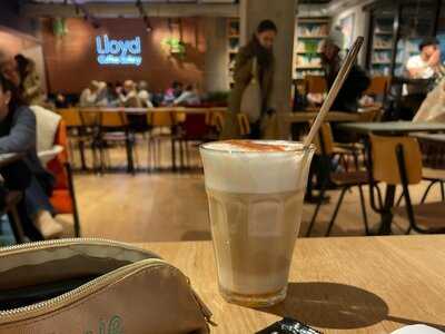 Lloyd Coffee Eatery - Luxembourg