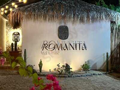 Romanita Baja Kitche