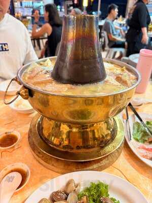 炭香 Charcoal Fish Head Steamboat Kallang
