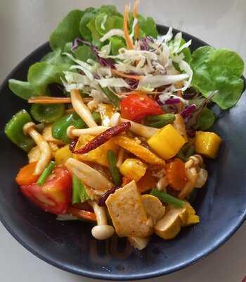 29 Coffties Vegan Cafe