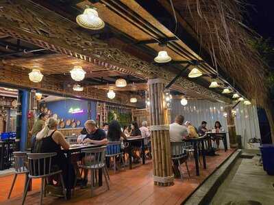Le'noir Restaurants @phi Phi