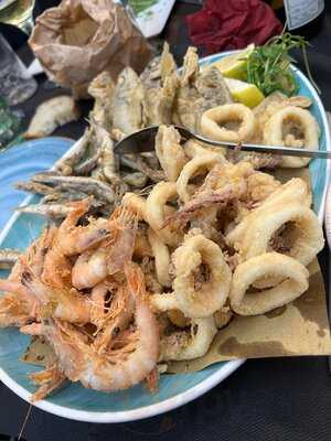 Pescheria Di Napoli, Napoli