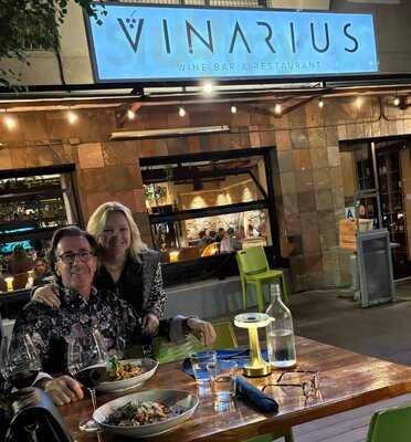 Vinarius Wine Bar & Restaurant, San Diego