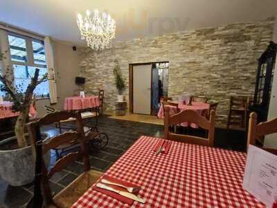 Le Cheval Blanc menu