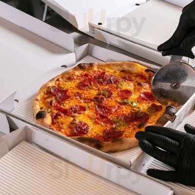 Dieci Pizza Kurier Nyon