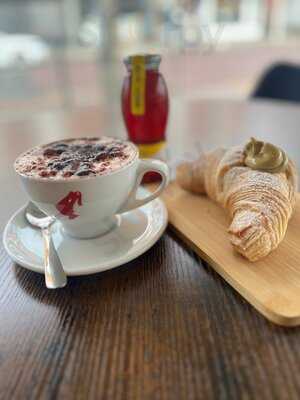 Roxy's Cafe