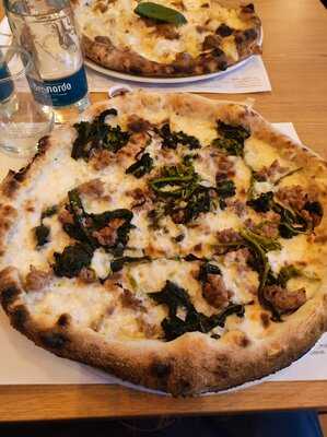 Pizzeria Positano - Milano Cadorna, Milano