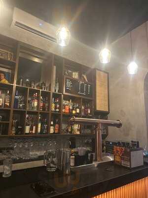 El Cambay Bar