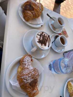 Black & White Caffe 2.0, Roma